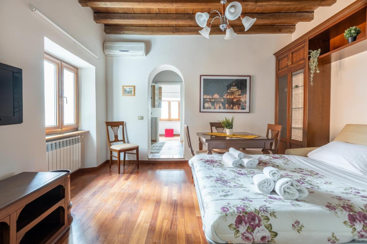 Vg Trevi Fountain 5 Stelle Elegant Apartment โรม ภายนอก รูปภาพ